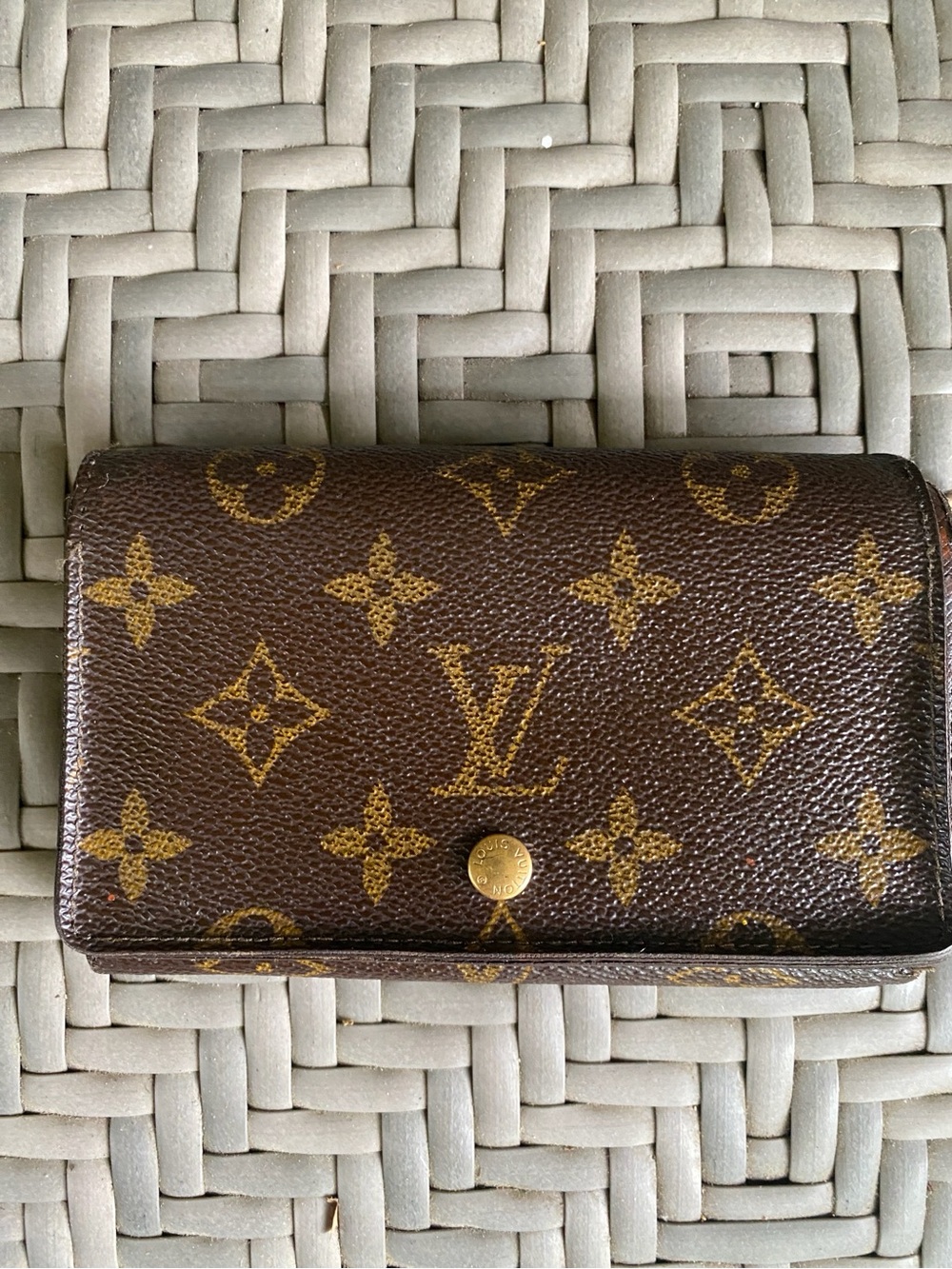 Louis Vuitton Brown Monogram Canvas Compact Wallet with Gold Hardware - Picture 11 of 14